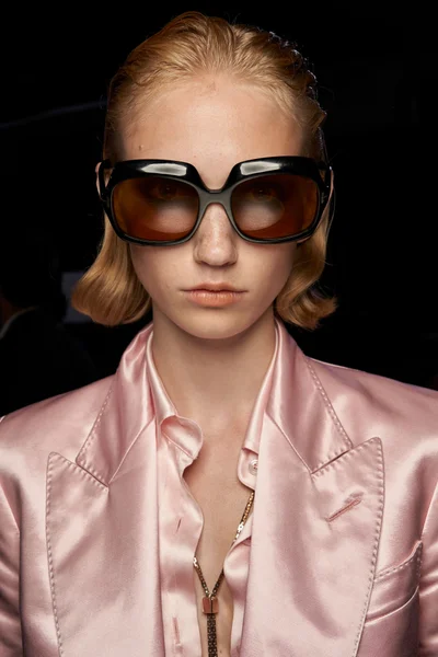 Look 8